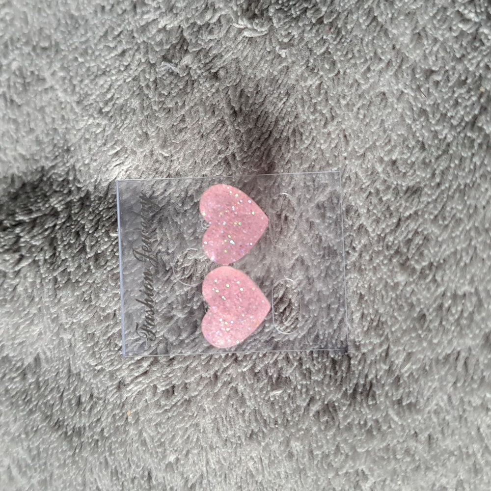 💜Light pink heart earrings
